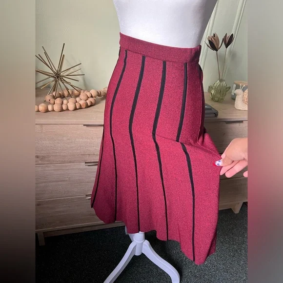 Maroon Black Pleated High-Waist Sweater Stretch Modest Midi Knee-Length Skirt S - Picture 7 of 16